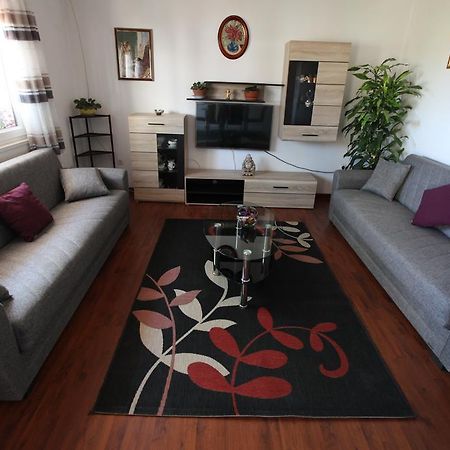 Apartment Marin Seget Donji Bagian luar foto